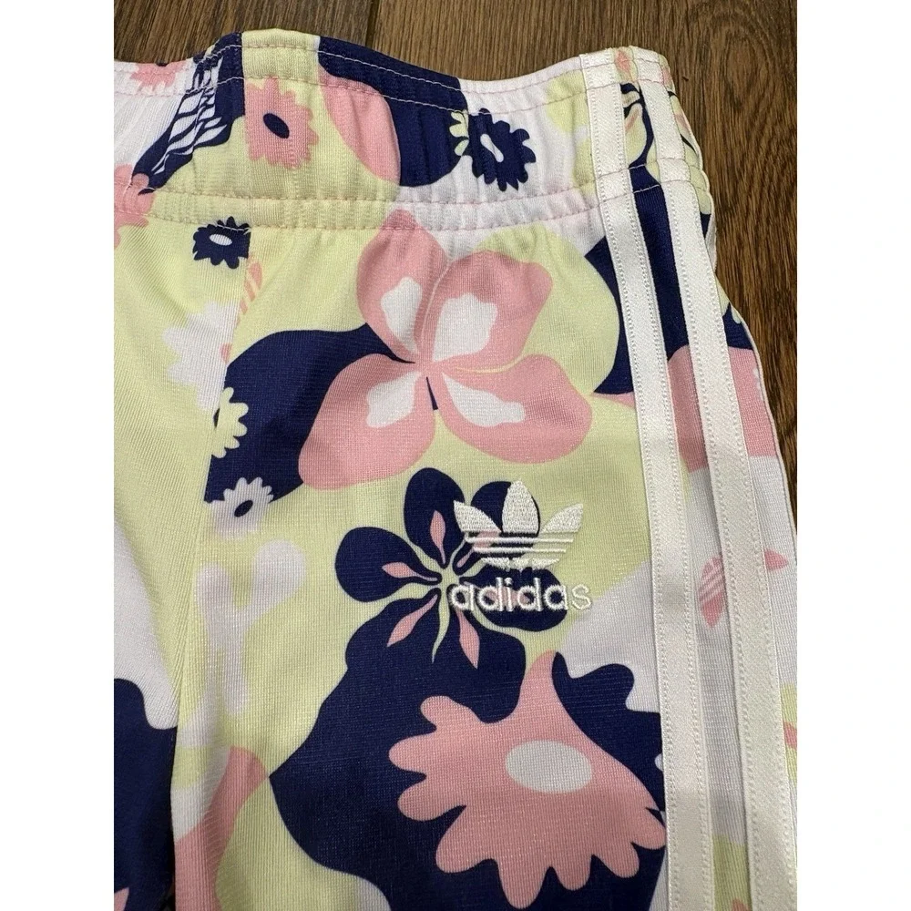 Adidas Originals Flower Allover Print Superstar Jacket Pants Set Girls Sz 6 Mont